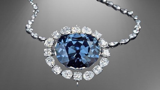 The-Fascinating-World-of-Diamonds-Nature-s-Sparkling-Masterpiece Mauli Jewels