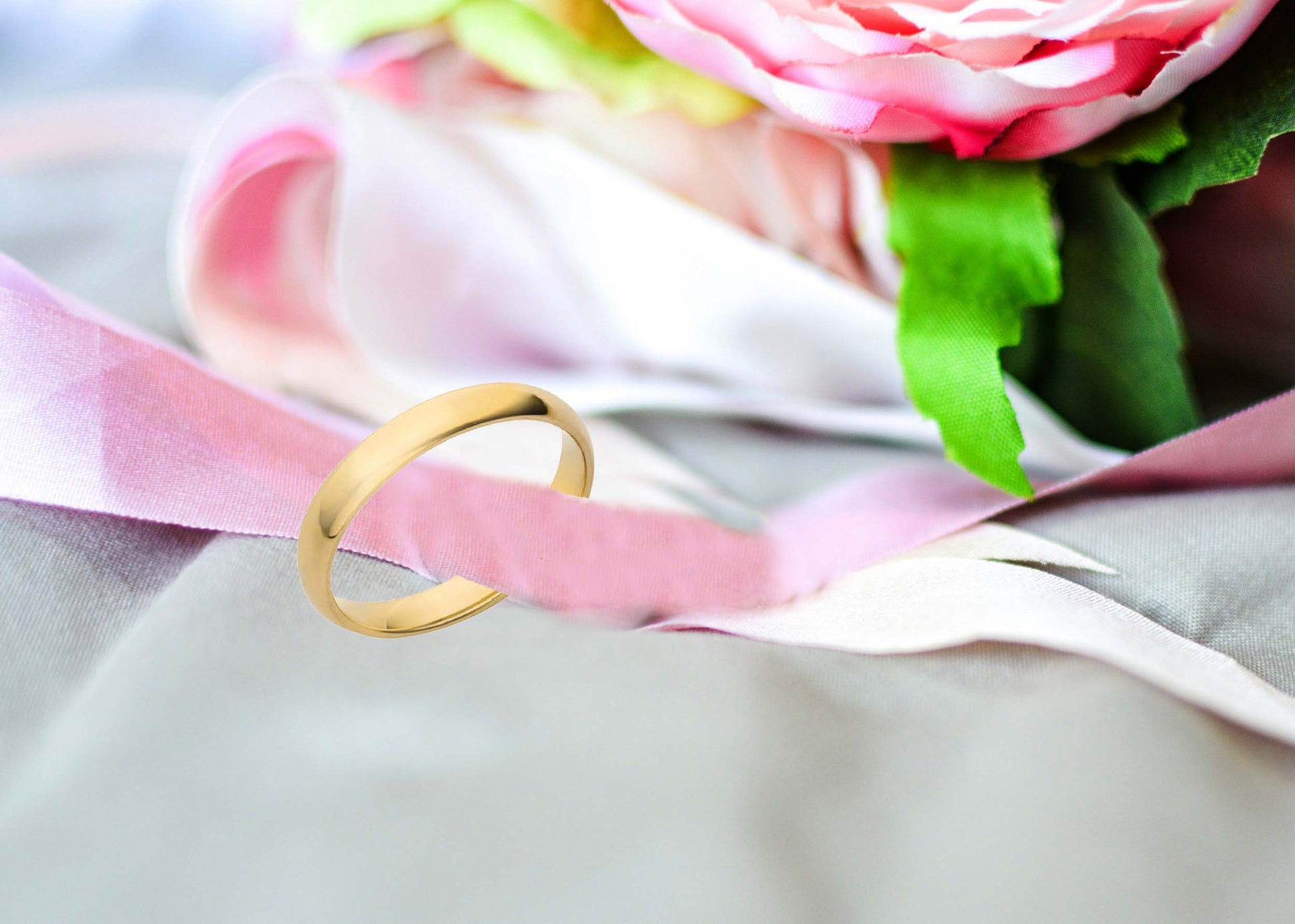 10K Solid 3MM Plain Gold Wedding Band For Men and Women Mauli Jewels