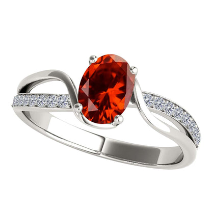 Maulijewels 1.40 Carat Oval Shape Garnet & Round White Diamond Gemstone Ring with an Enchanting Split Shank Design in Prong-Setting 14K White, Yellow, and Rose Gold